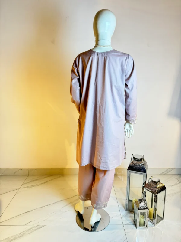 Lilac co-ord with cutwork - Image 5